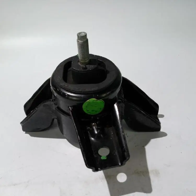 ENGINE MOUNTING