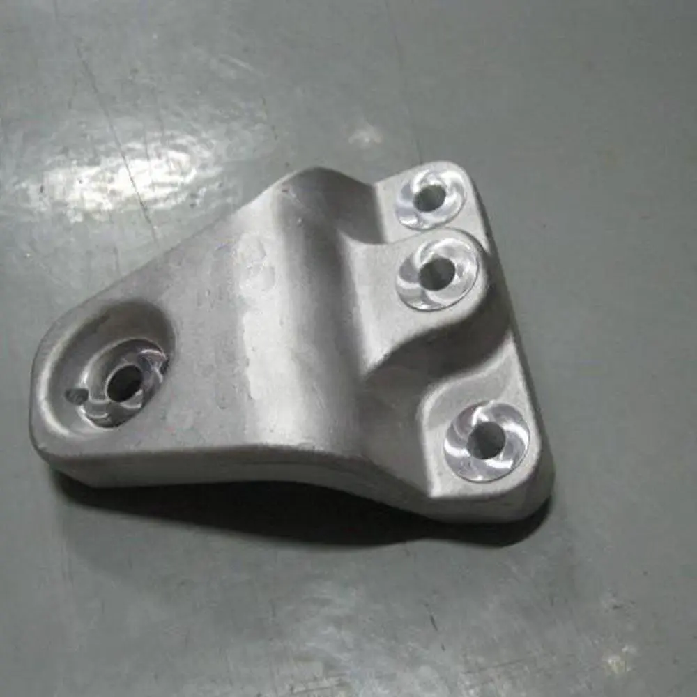 ENGINE MOUNTING SUPPORT