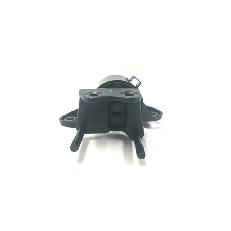 ENGINE MOUNTING