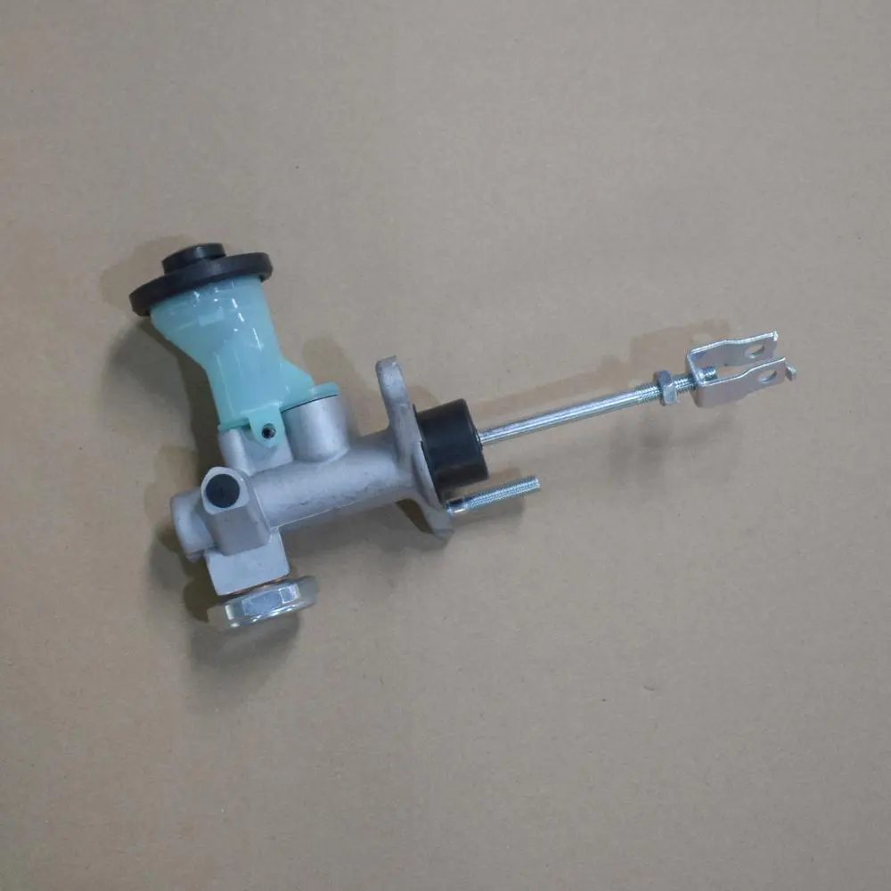 CLUTCH MASTER CYLINDER