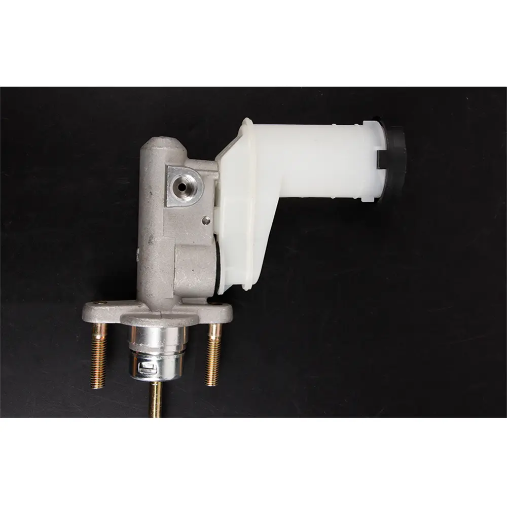 CLUTCH MASTER CYLINDER