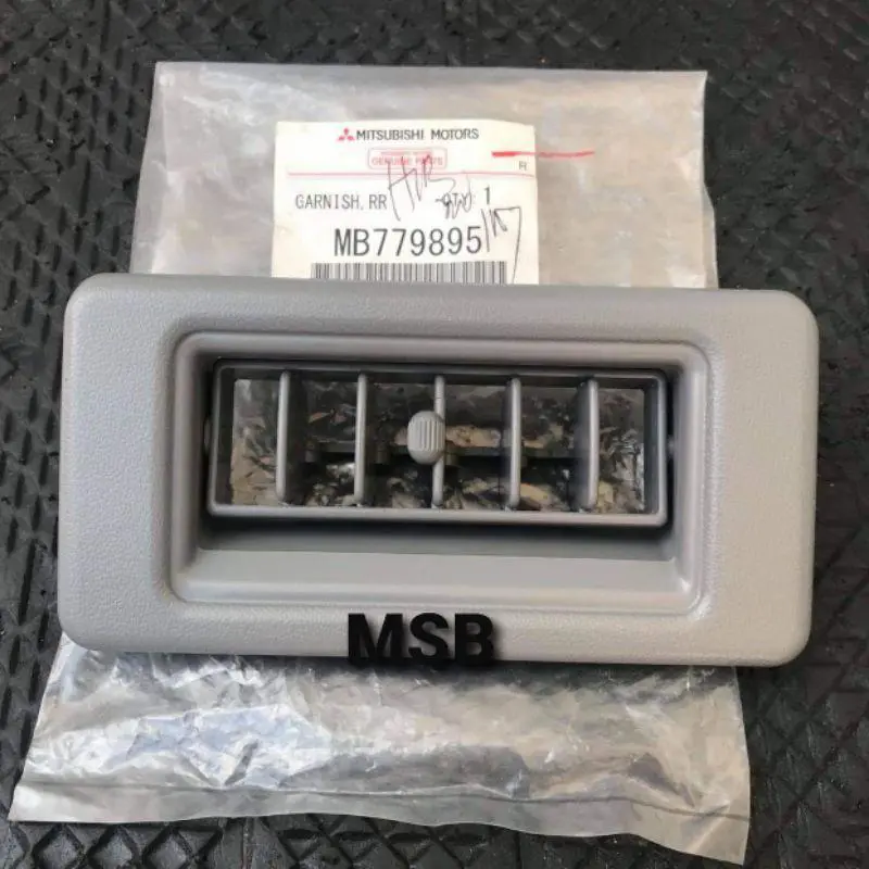 INSTRUMENT PANEL AIR OUTLET