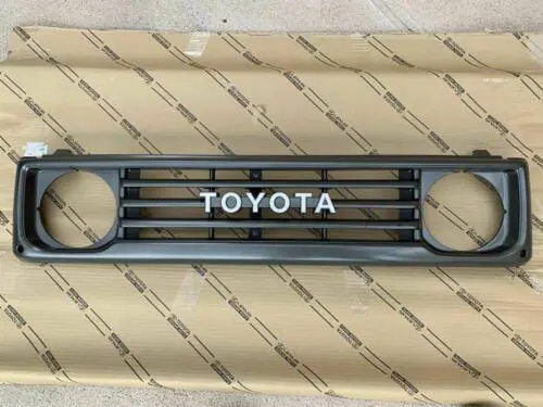 RADIATOR GRILLE (BUMPER GRILLE)