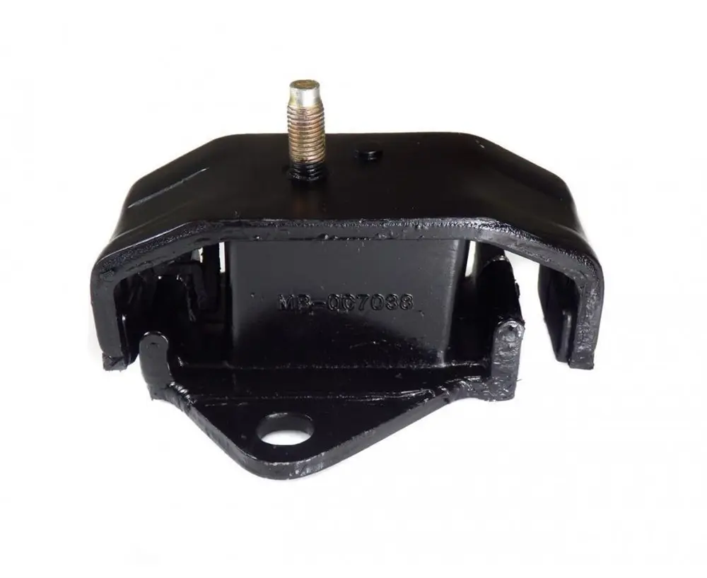 ENGINE MOUNTING INSULATOR