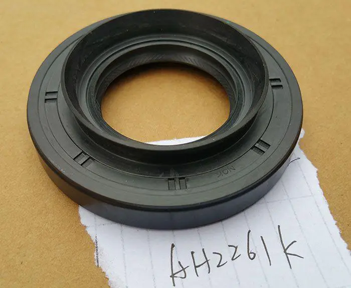 ENGINE OIL SEAL