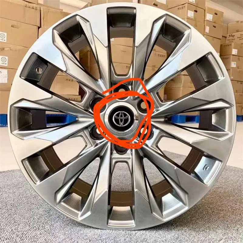 WHEEL HUB CAP