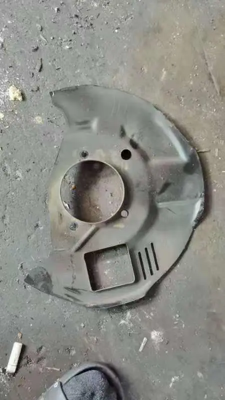 BRAKE DISC & DRUM COVER