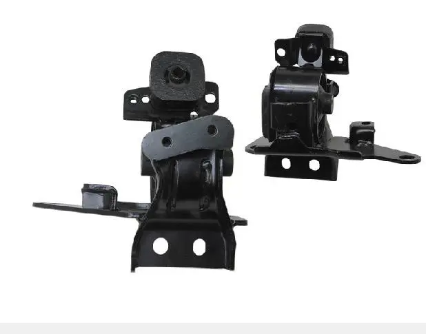 ENGINE MOUNTING INSULATOR