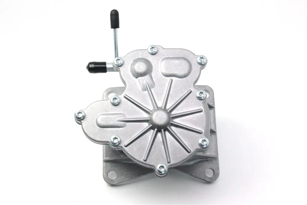 VACUUM PUMP