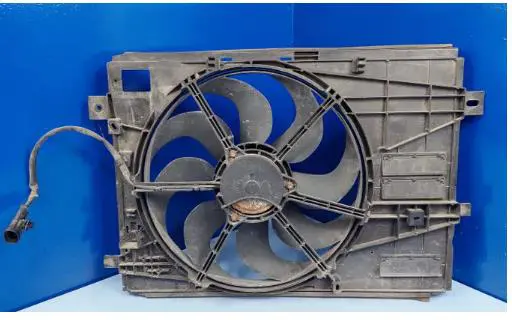 A/C CONDENSER FAN MOTOR & SHROUD