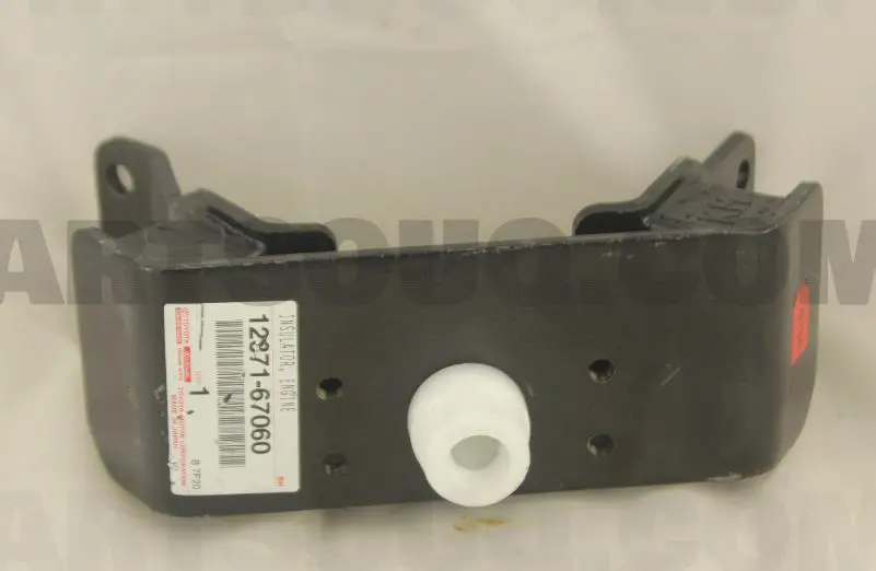 ENGINE MOUNTING INSULATOR