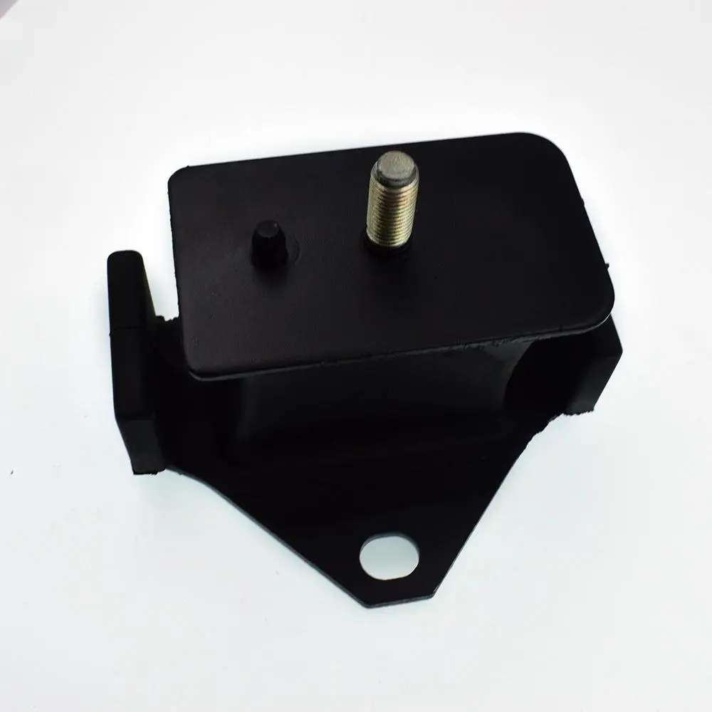 ENGINE MOUNTING INSULATOR
