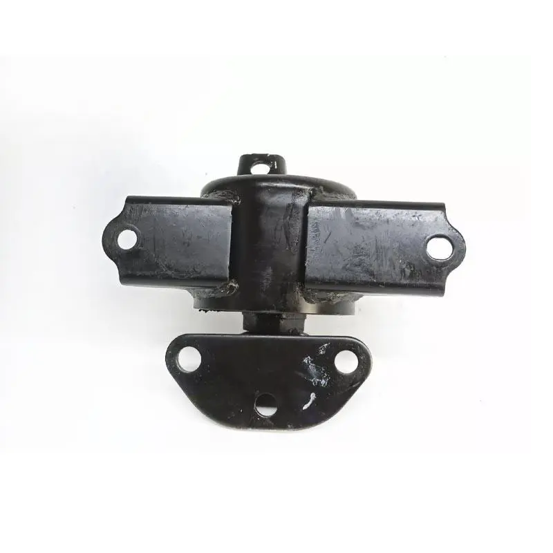 ENGINE MOUNTING