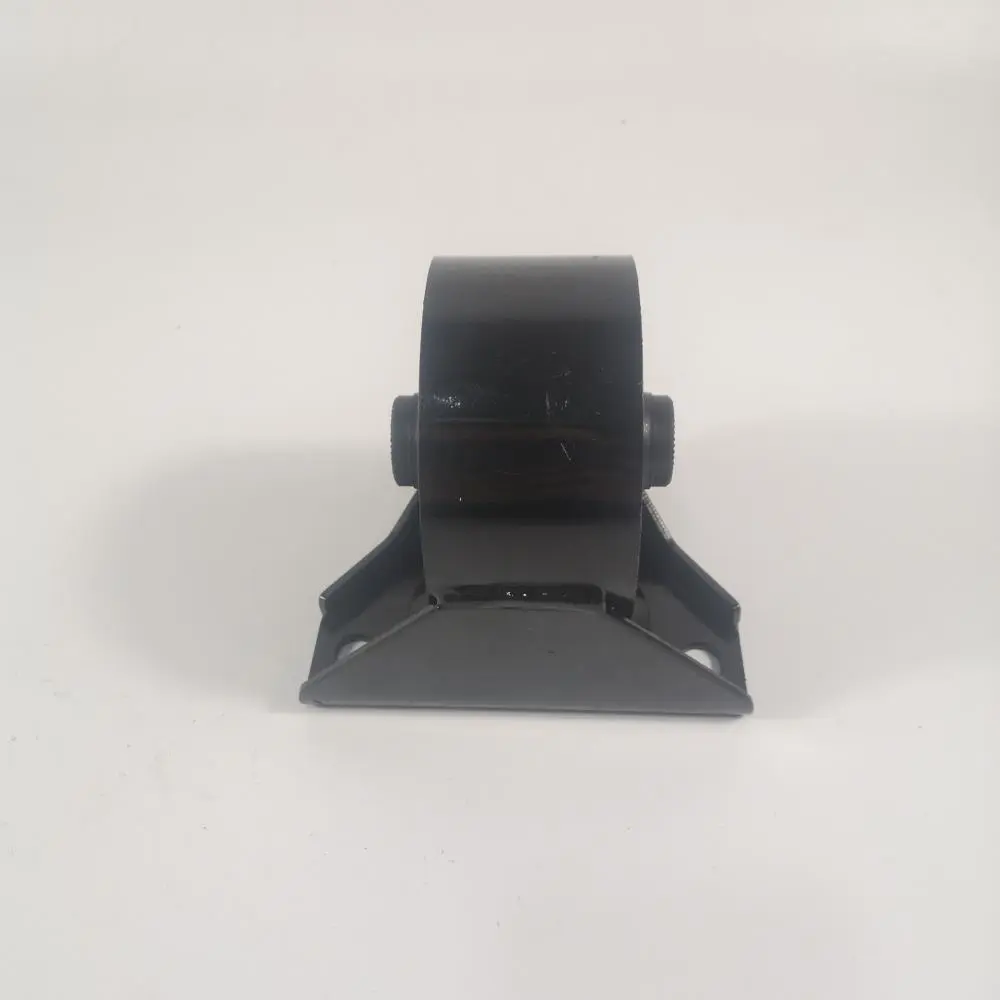 ENGINE MOUNTING