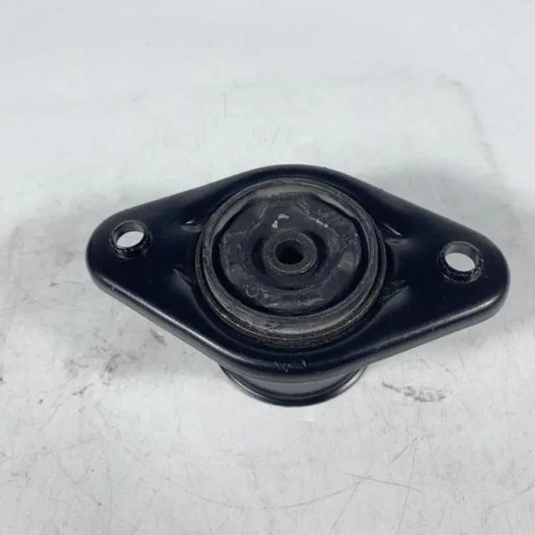STRUT MOUNT