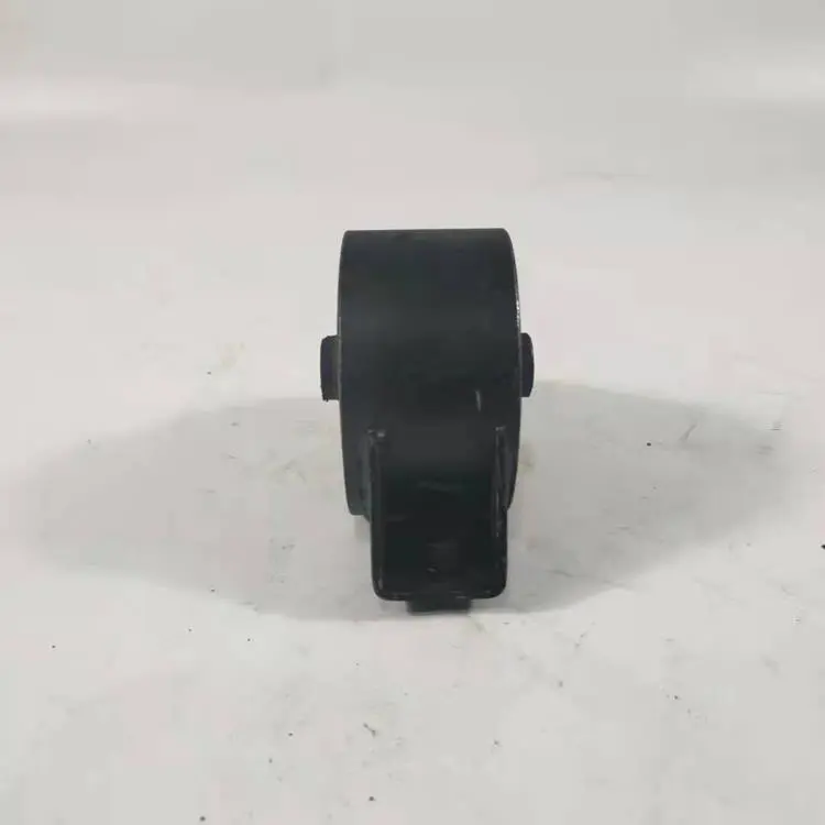 ENGINE MOUNTING