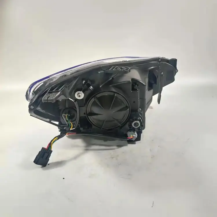 HEAD LAMP
