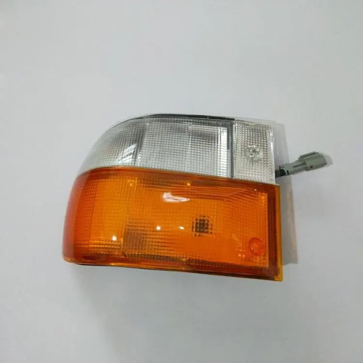 CORNER LAMP