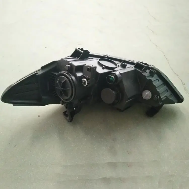 HEAD LAMP