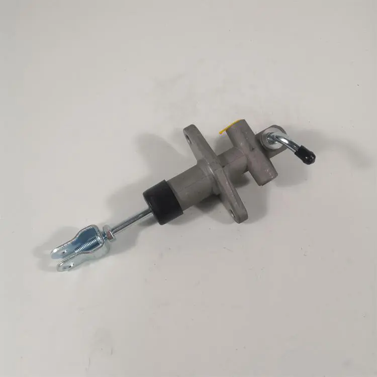 CLUTCH MASTER CYLINDER