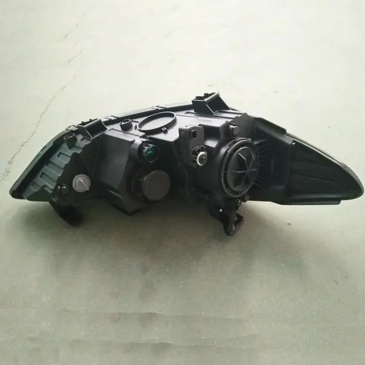 HEAD LAMP