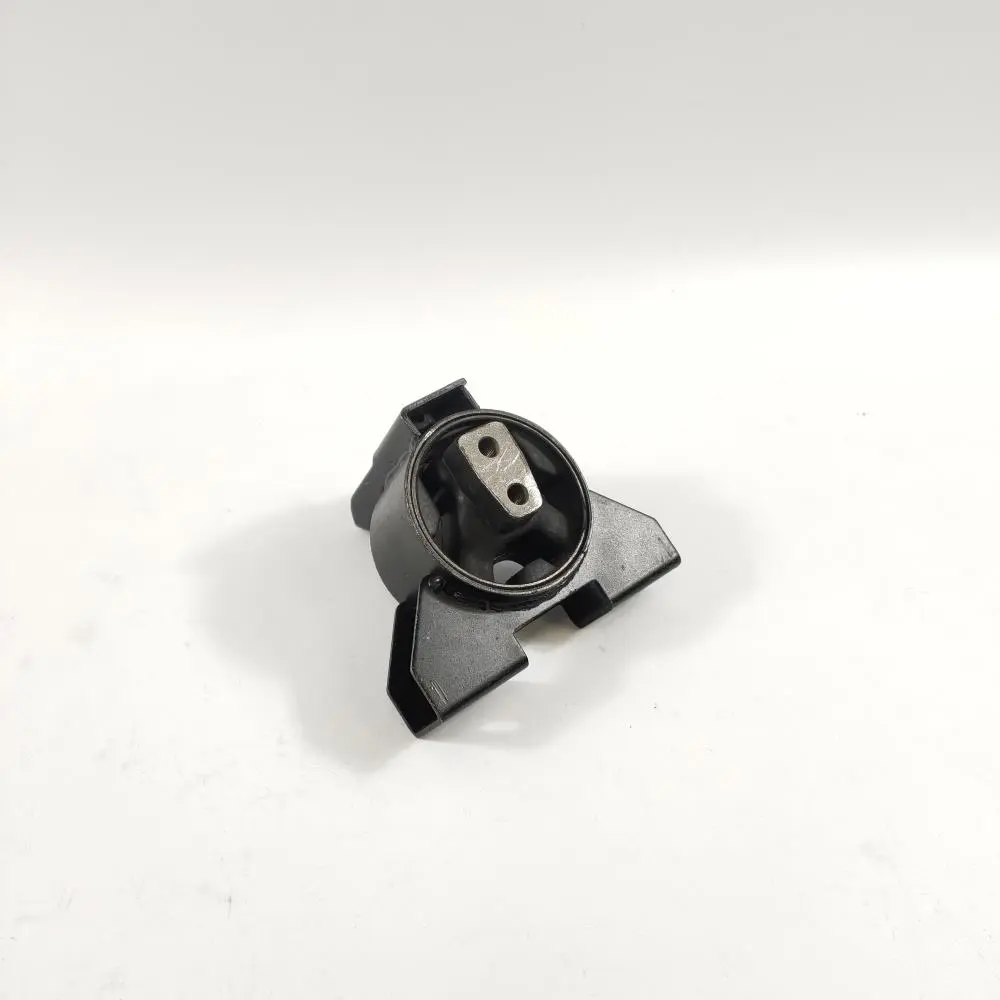 ENGINE MOUNTING