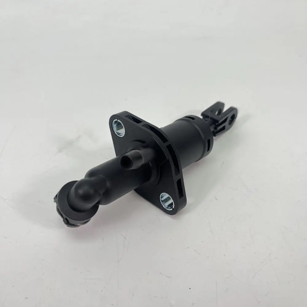 CLUTCH MASTER CYLINDER