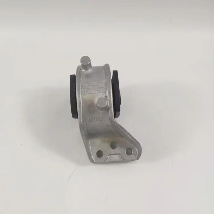 ENGINE MOUNTING