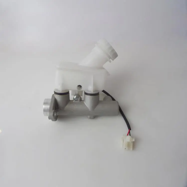BRAKE MASTER CYLINDER