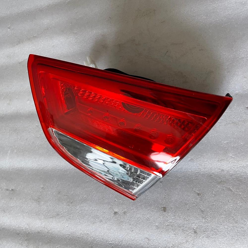 TAIL LAMP