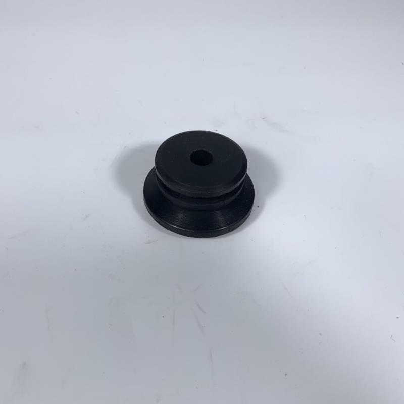 STRUT MOUNT