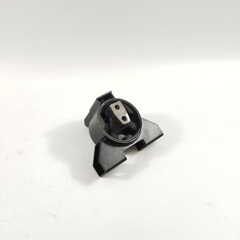 ENGINE MOUNTING